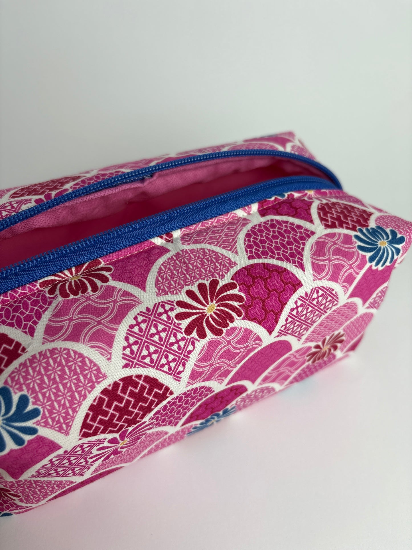 Trousse de toilette de voyage rose japonaise