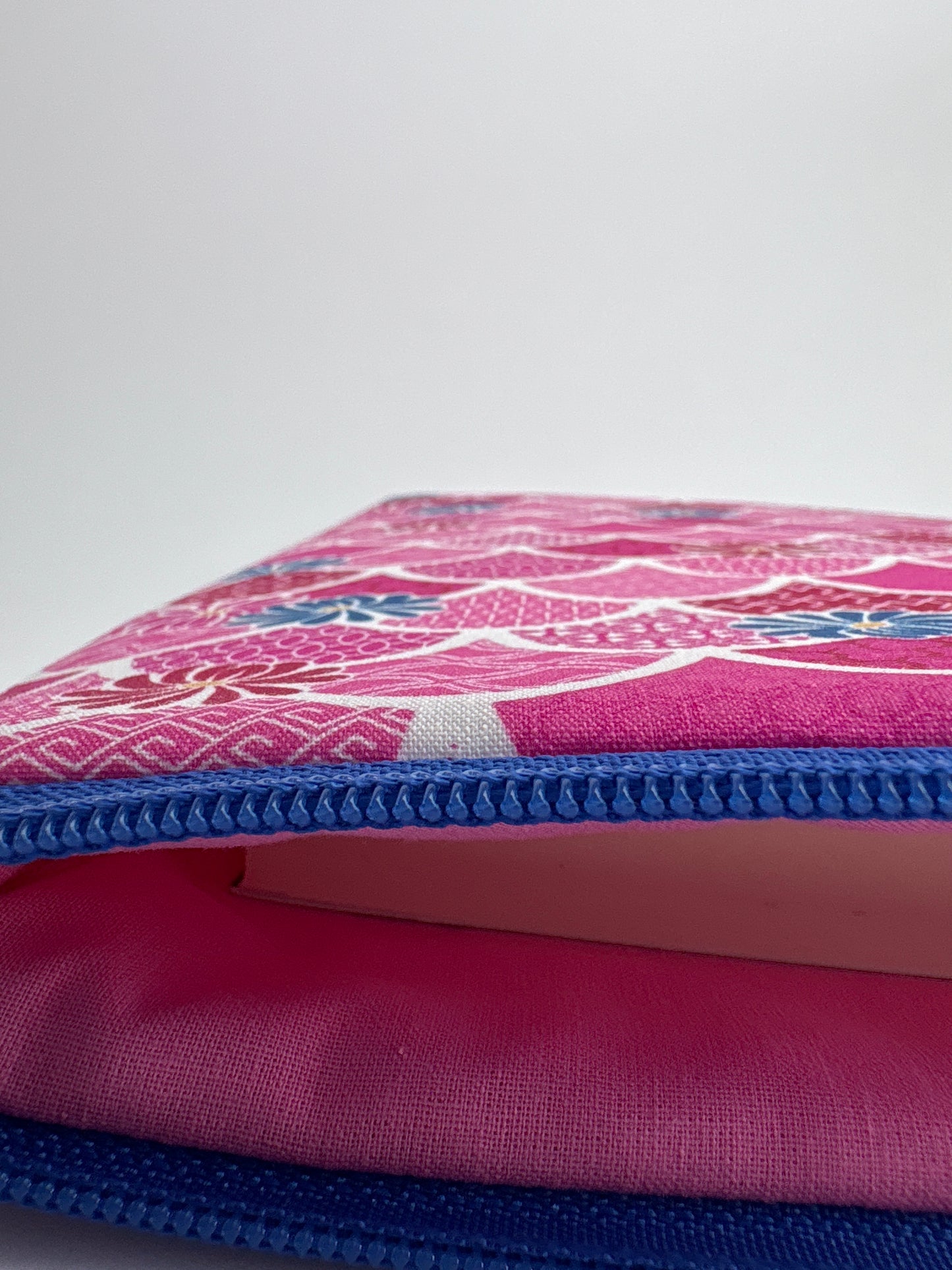 Pink Japan Book sleeve