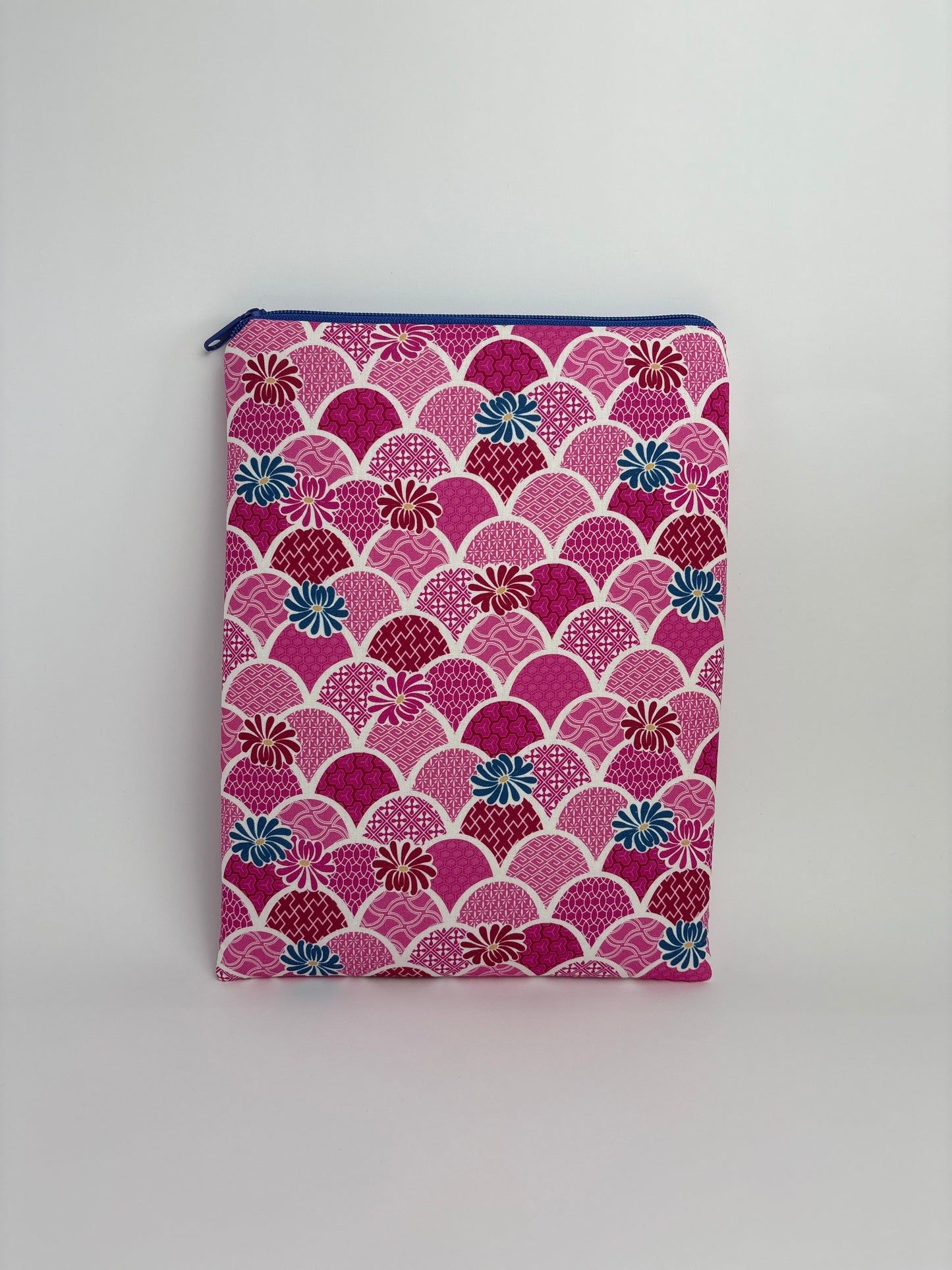 Pink Japan Book sleeve