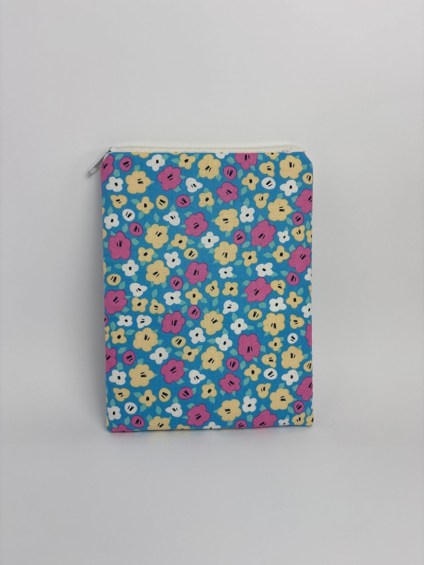 Flower mix Book sleeve
