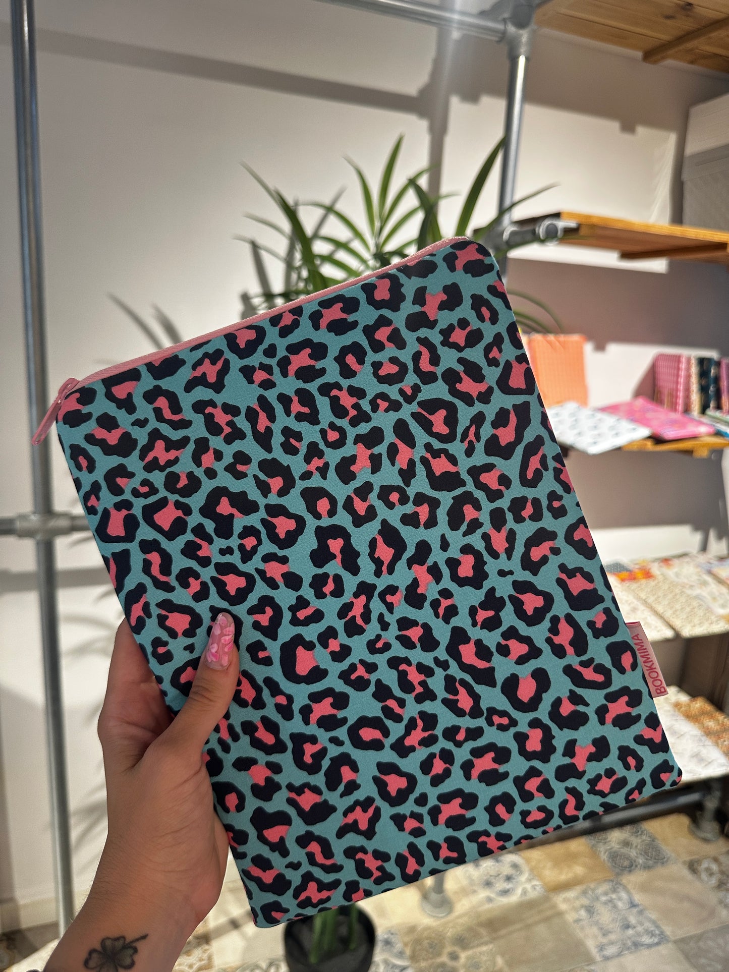 Funda para libros animal print azul