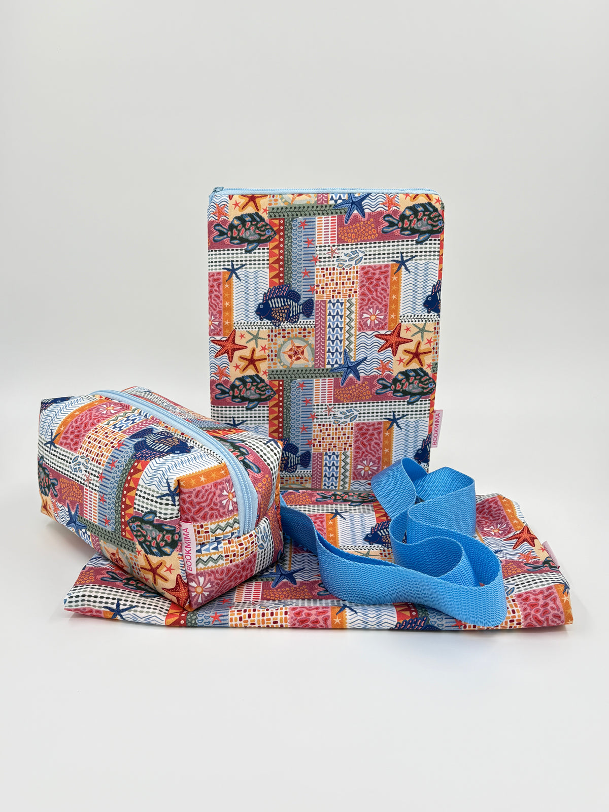 Pack regalo Coral: funda para libro, tote bag y neceser a juego – Bookmima