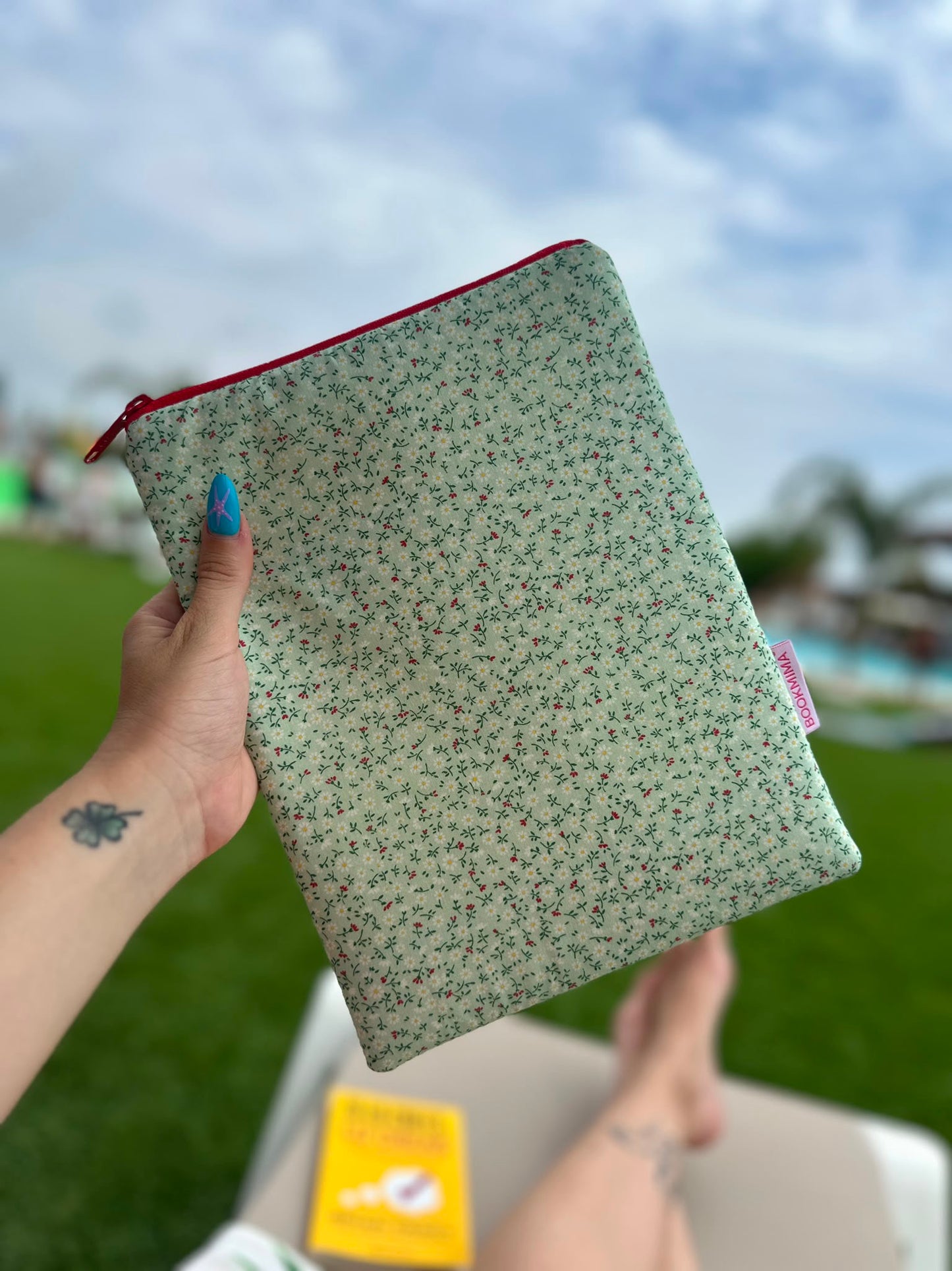 Jade book sleeve