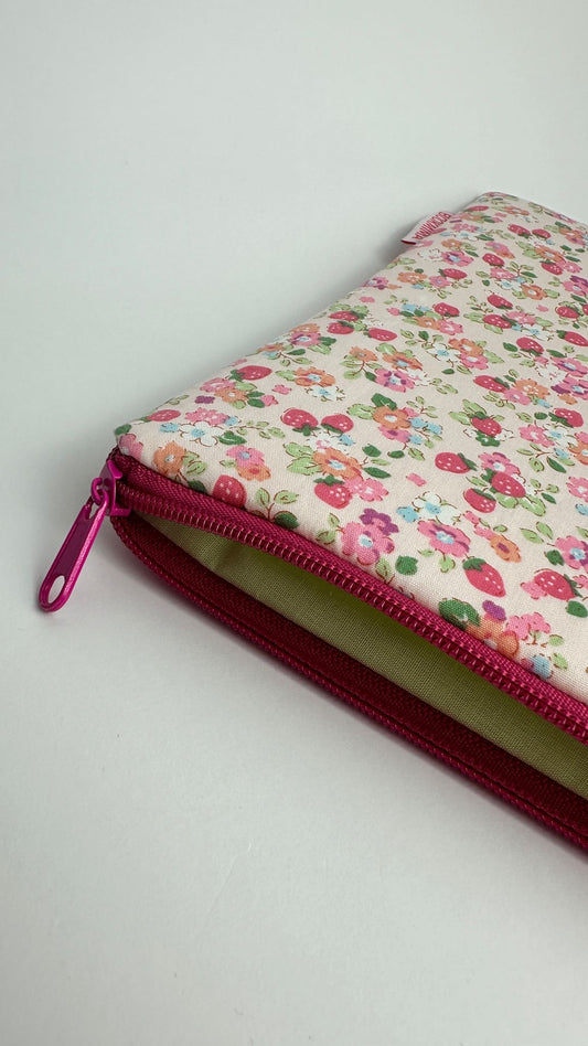 Funda para libros tutifruti rosa