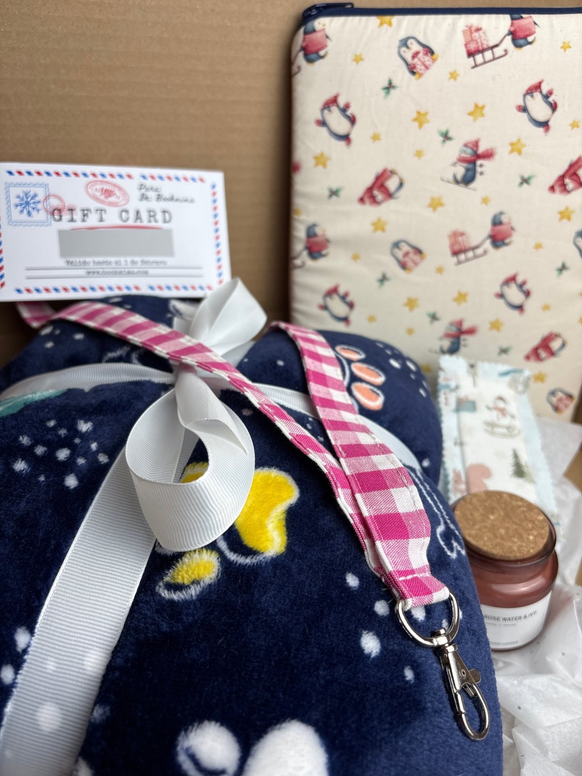 🎁 Caja de Navidad Bookmima – Edición Limitada Huella perrito - Bookmima